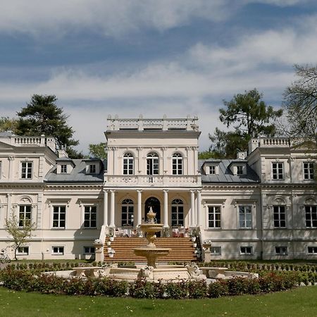 Palac Chojnata Wola Chojnata Экстерьер фото